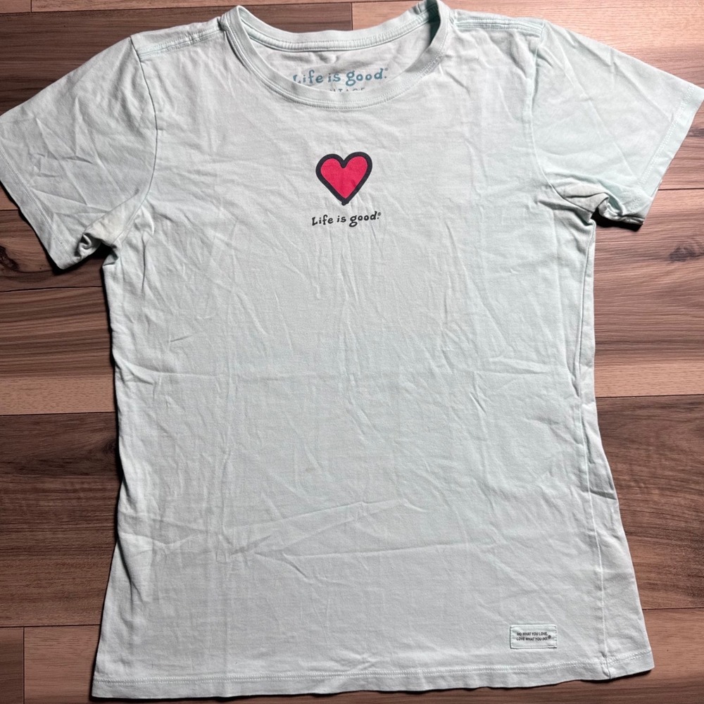 Life is Good Vintage Crusher Tee Mint Green Heart Graphic T-Shirt Womens Small